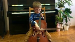 Играем на виолончели!? Отгадайте песню?