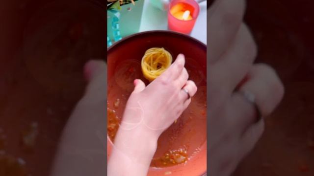 Сливочные гнезда с копчеными колбасками / РЕЦЕПТЫ НА КАЖДЫЙ ДЕНЬ