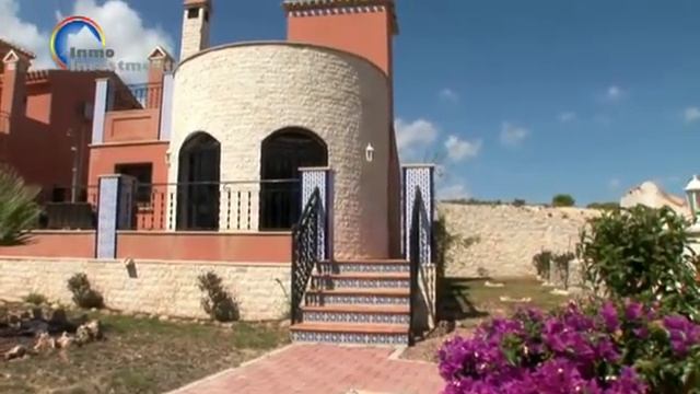 Detached villa for sale in San Miguel de Salinas, Spain смотреть онлайн