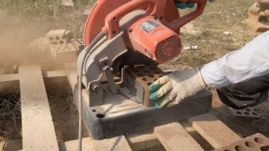 Режем кирпич монтажной пилой Makita
