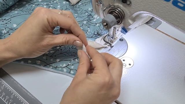 Как сшить зимний конверт с прорезями + выкройка. Insulated Winter Sleeping Bag - Baby Envelope смотреть онлайн