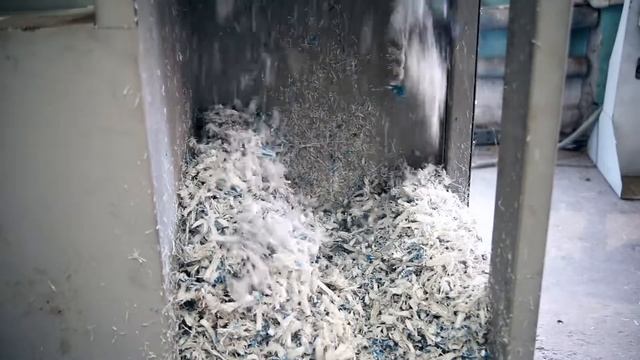 Шредер двухроторный. Переработка биг-бэгов. смотреть онлайн