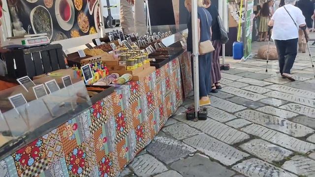 Фестиваль еды народов мира в Италии.