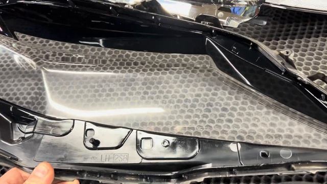 Разбор фары Toyota Camry / устранение запотевания и ремонт ходового огня. До/после смотреть онлайн