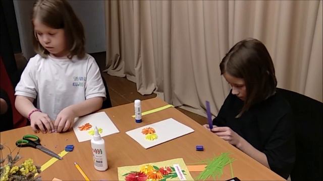 Лебедевский ДК «Открытка для мамы»