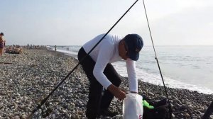 Сочи Сегодня! Поймал рыбку в море! Рыбалка на пляже Адлера!