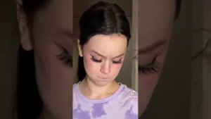 Даша пытается готовить