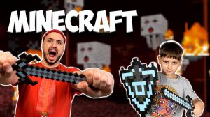 Папа Роб и Эрик играют в Minecraft! Битва с Зомби и Скелетами! Большой сборник приключений!