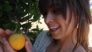 КРАСОТКА ЛАНА РОУДС И РАЙЛИ РИД СОБИРАЮТ КЛУБНИКУ И БОЛТАЮТ! МАЙК МАЙЛАК ВЛОГ!