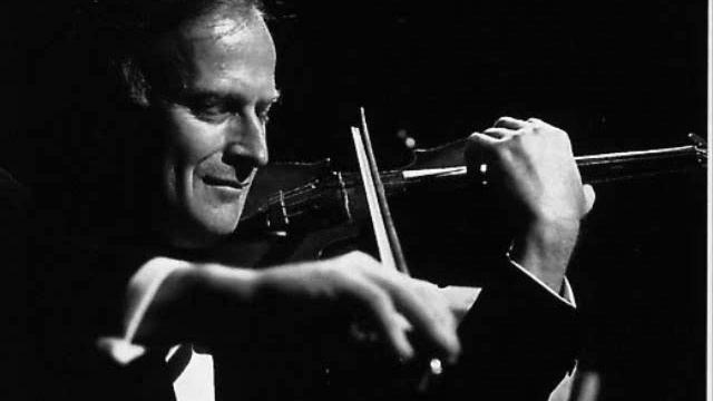 Menuhin plays Paganini Violin Concerto No. 1 in D major, Op. 6, MS 21 - Part 1/4 смотреть онлайн