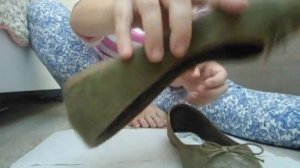 DIY Stinky Shoes Neutralizer ~ How to Freshen Smelly Shoes ~ Easy Shoe Odour Neutralizer