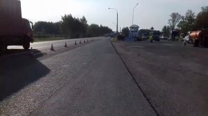 Проливка битумной эмульсии на асфальтобетонное покрытие