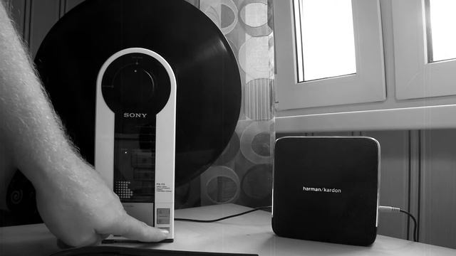 Sony PS-F5 мини проигрыватель тангенциальный смотреть онлайн