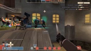 Spy Stabbing Spree on 100-player Team Fortress 2