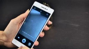 Обзор Oppo R5 - рекордно тонкий смартфон в металлическом корпусе