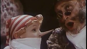 Какое небо голубое, мы не сторонники разбоя...