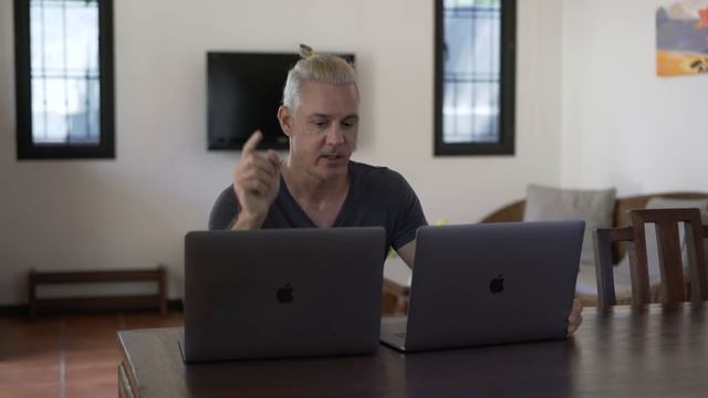 Macbook pro 2017 vs 2016 in 2018 смотреть онлайн