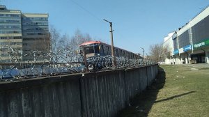 Поезд «Номерной» на станции «Технопарк». 11 апреля 2021. 2