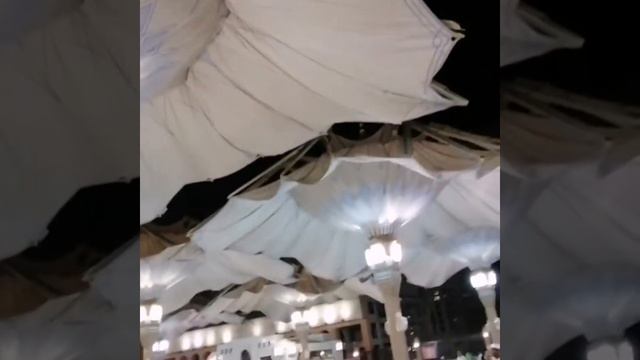 Scene of opening of umbrella tents of Masjid Nabvi смотреть онлайн