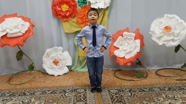 Поздравляем бабушек и мам!