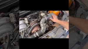 Как поменять капот на Niva Chevrolet своими руками .  Советы автовладельцам ! ??????️