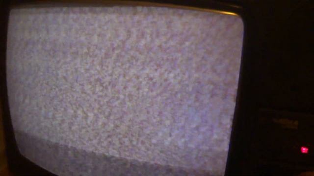 Пробуем поймать аналоговые каналы на обычную антенну на ретро телевизор Чайка Ц-280Д в 2022 году смотреть онлайн