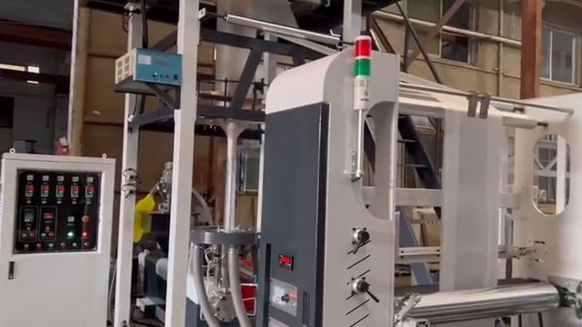 Одношар екструдер з 55мм шнеком на 800мм з одностанційним ручним намотув-ком д/вир-ва плівки із HDP смотреть онлайн