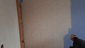 Покраска декоративной штукатурки.