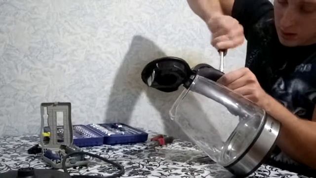 Замена кнопки электрического чайника смотреть онлайн