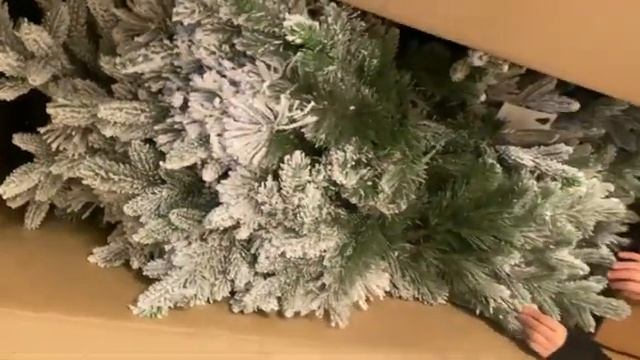 Распаковка Елки перед Рождеством смотреть онлайн