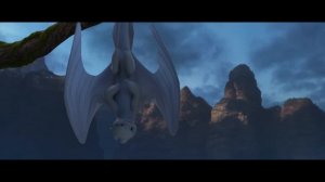 How to Train Your Dragon 3 - Toothless Flirts | Fandango Family
