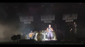 09. 9 C - Rammstein "Fruhling in Paris"