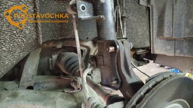 Suzuki Grand Vitara | Установка проставок для увеличения клиренса ...