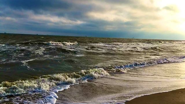 Звук ветра на море. Ветра над Азовским морем. Звук прибоя моря. Шум моря и ветра. Покажи Прибой на Азовском море.