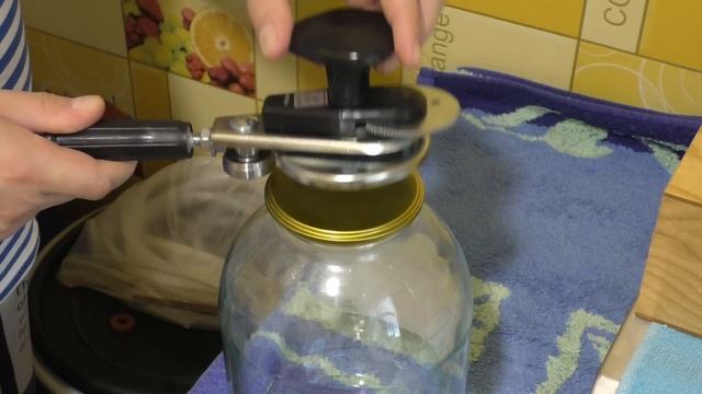 ЛУЧШАЯ АВТОМАТИЧЕСКАЯ ЗАКАТОЧНАЯ МАШИНКА - МЗА "ЛЮКС-П" смотреть онлайн