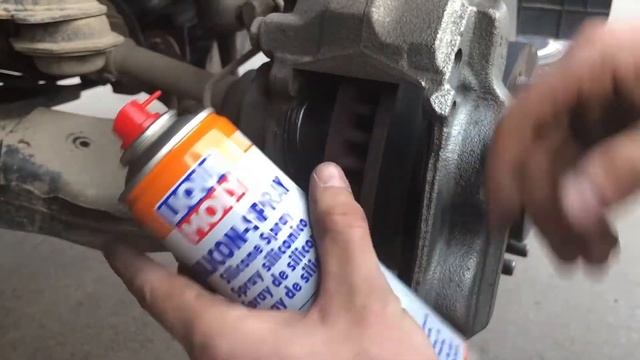 Обслуживание тормозной системы Bremsen-Anti-Quietsch-Paste смотреть онлайн