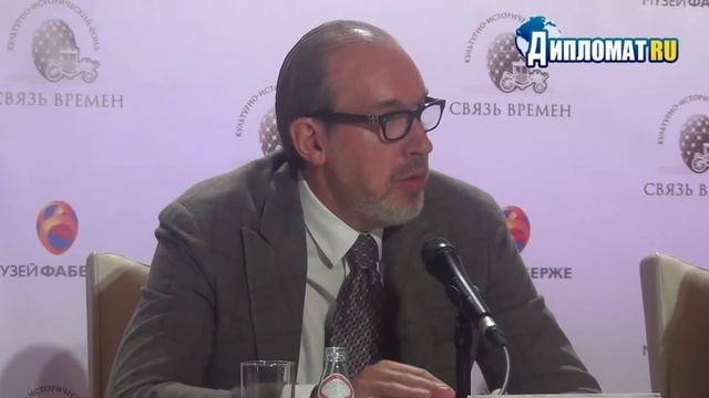 Директор музея Фаберже отвечает смотреть онлайн