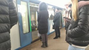 станция метро Выхино посадки нет