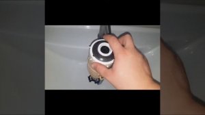 Быстрый и эффективный способ устранения протекания бачка унитаза.  Сантехника своими руками