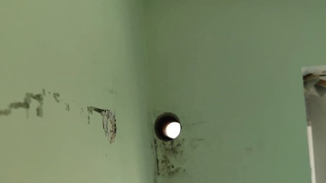 Монтаж кондиционера. Дрель с микро ударом AEG. грызёт всё)) смотреть онлайн