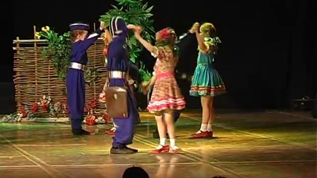 ЧЕРНЫЙ КОТЕНОК 2010 вечерка-клен смотреть онлайн