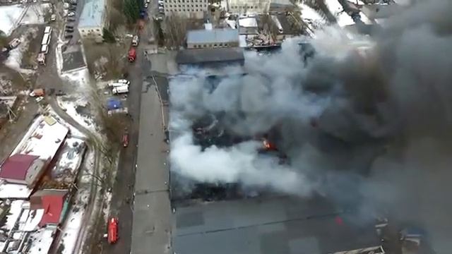 Видео пожара на Мебельном комбинате с квадрокоптера