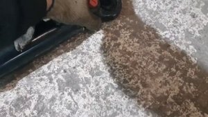 Как повернуть ухо (проушину) гидроцилиндра. Гидроцилиндр опрокидования ковша.