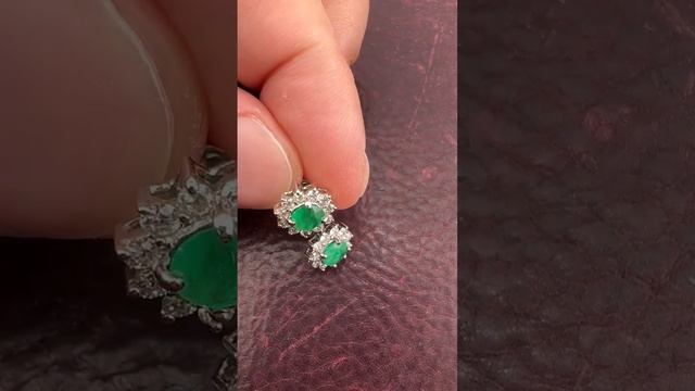 Серьги с изумрудами 1.10 / 1.10 ct