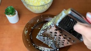 ВКУСНЕЙШАЯ НАМАЗКА НА ХЛЕБ! Красиво. Быстро. Полезно. Беру сельдь и готовлю гениальную закуску