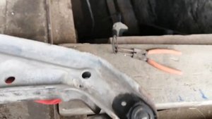 Ремонт передней подвески Nissan Primera, Bluebird