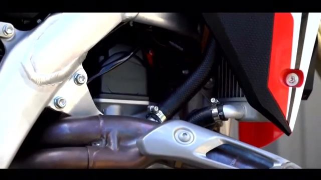 Honda CRF 250R смотреть онлайн