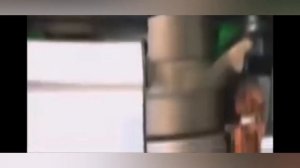 Двигатель Стирлинга двойного действия с аксиальной схемой.