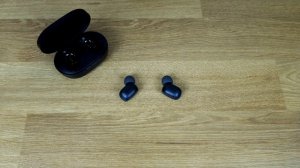 Redmi AirDots: не работает левый наушник. Как подключить оба наушника.