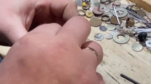 сделал КОЛЬЦО КОРОНА ИЗ МОНЕТЫ весь процесс на видео - как сделать кольцо из монеты своими руками